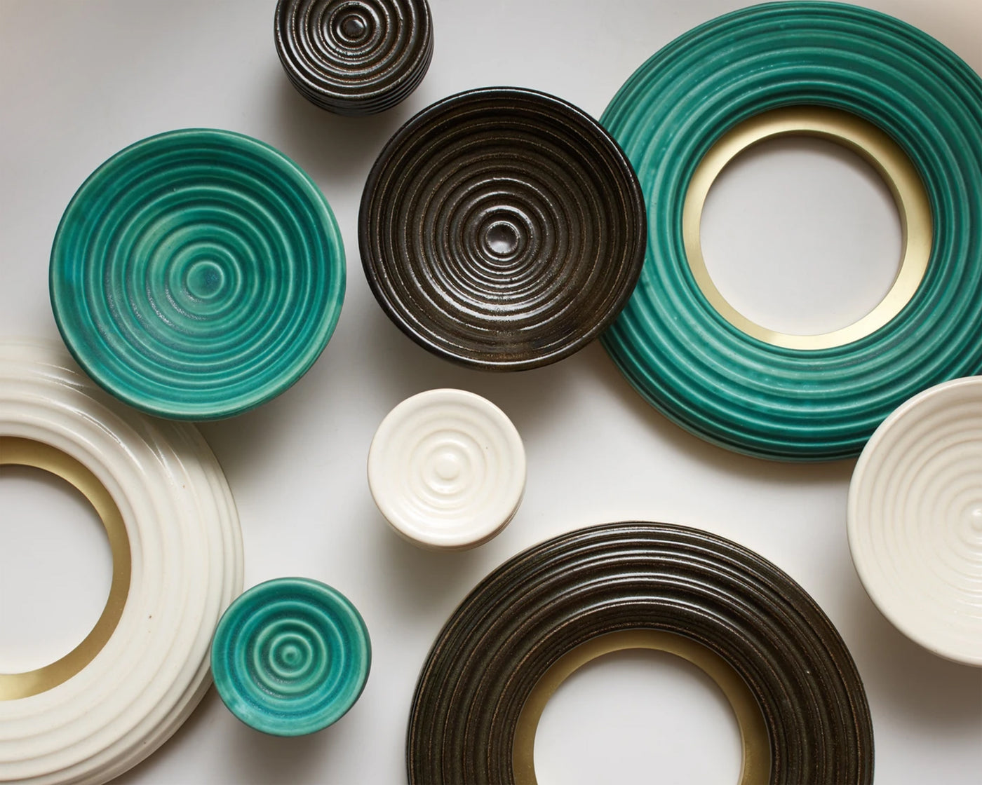 Glaze Hardware Ceramic Cabinet Knobs & Handles | DSHOP
