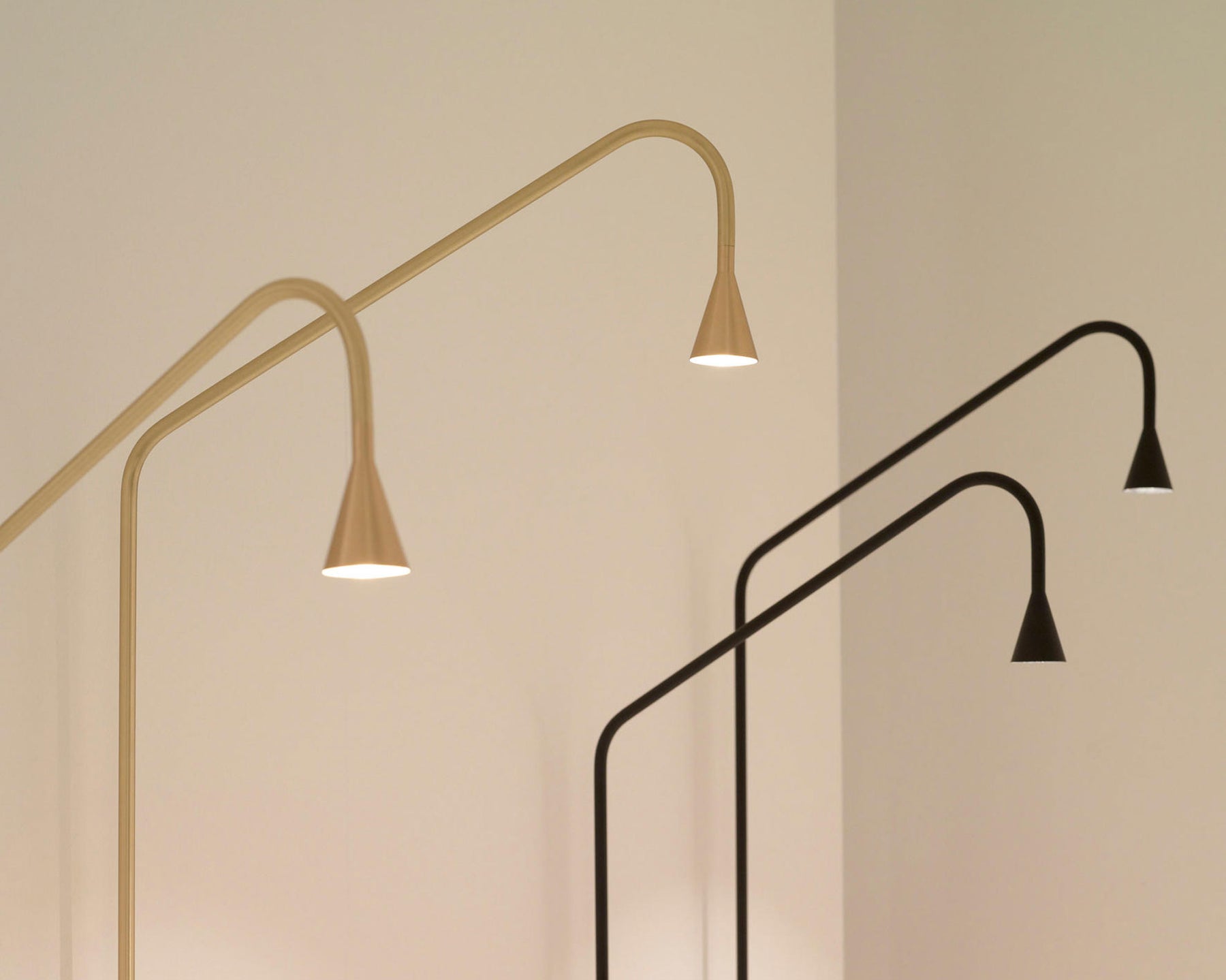Austere-T Table Lamp