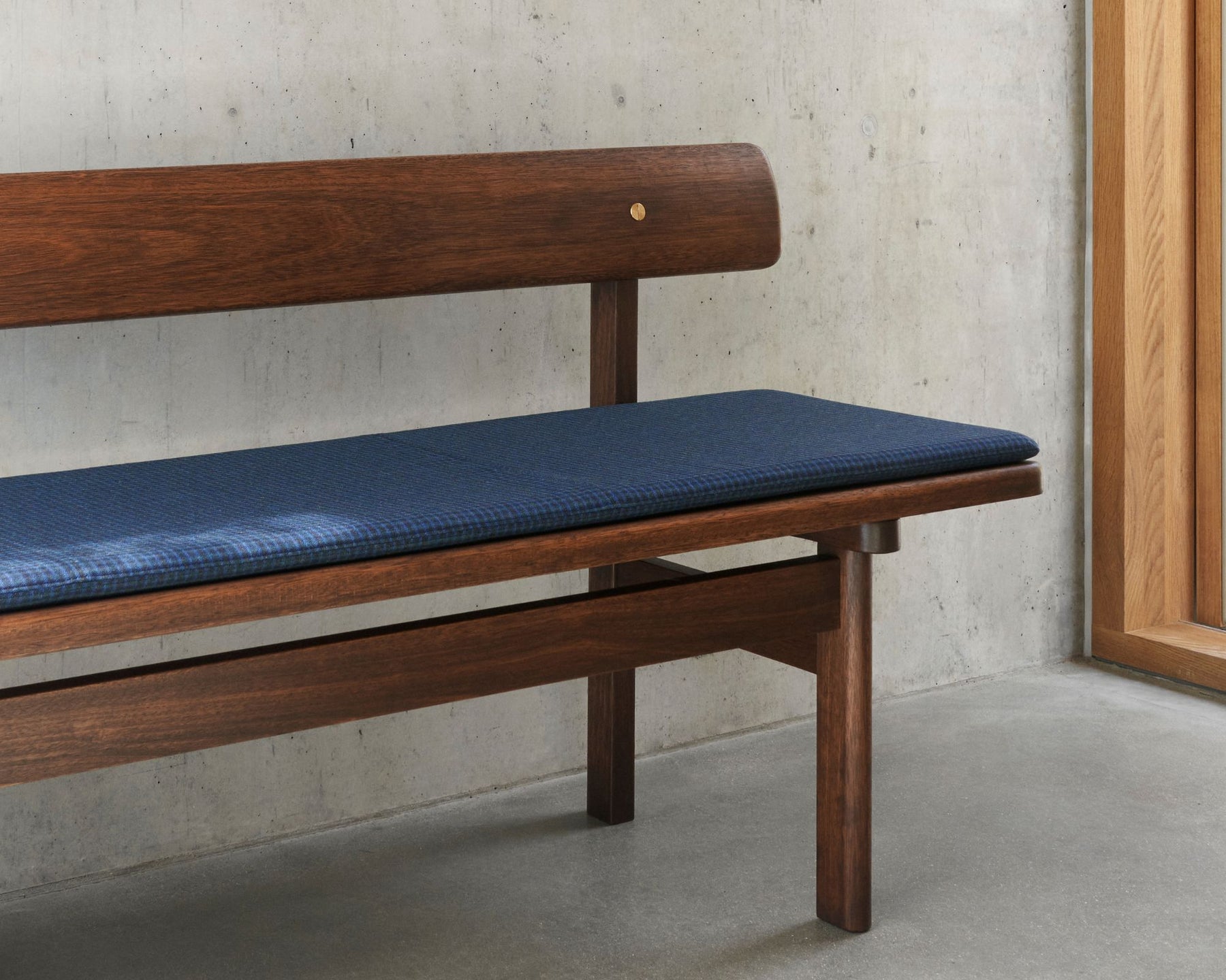 Dark Wood Bench | DSHOP