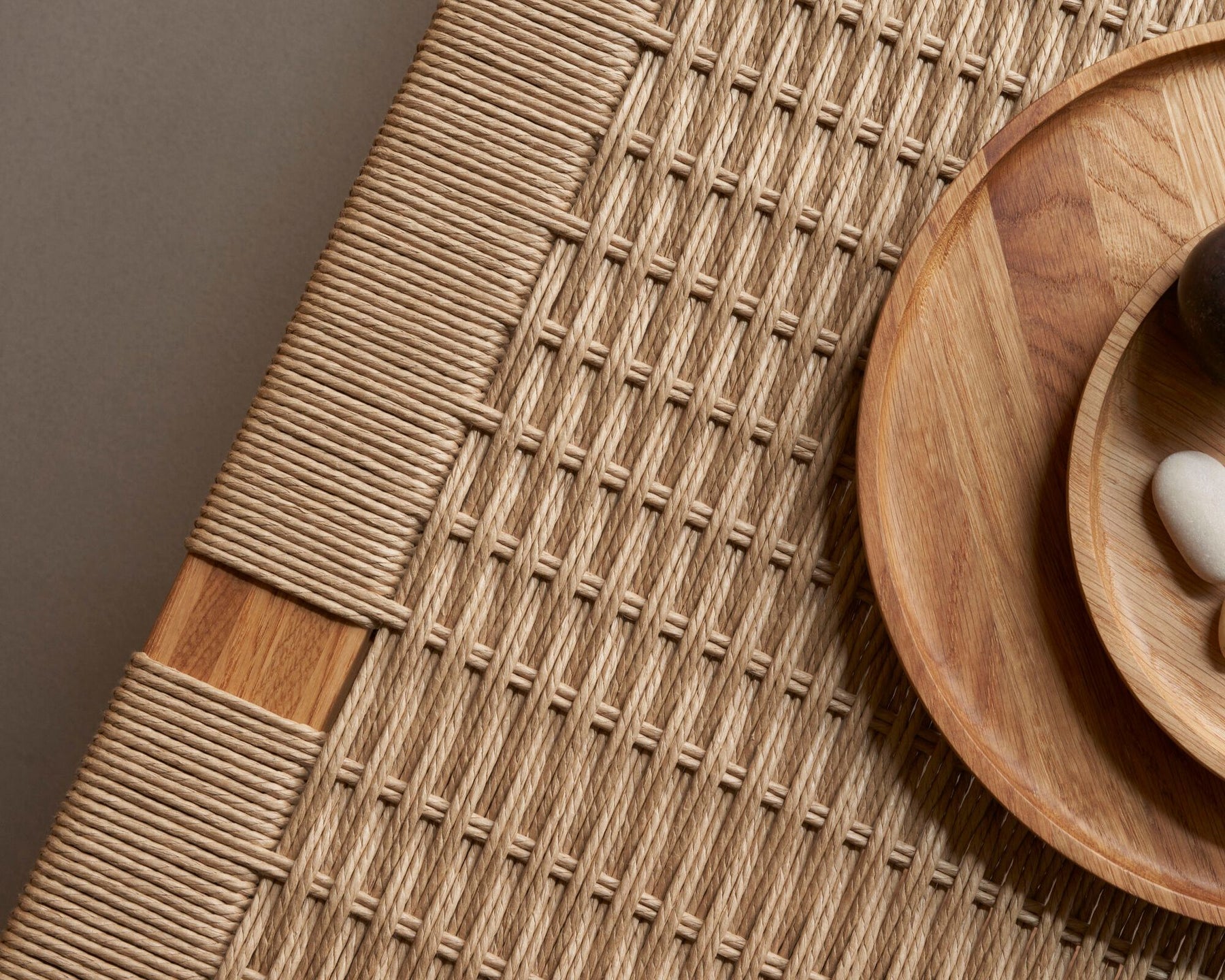 Woven Paper Chord Table Bench | DSHOP