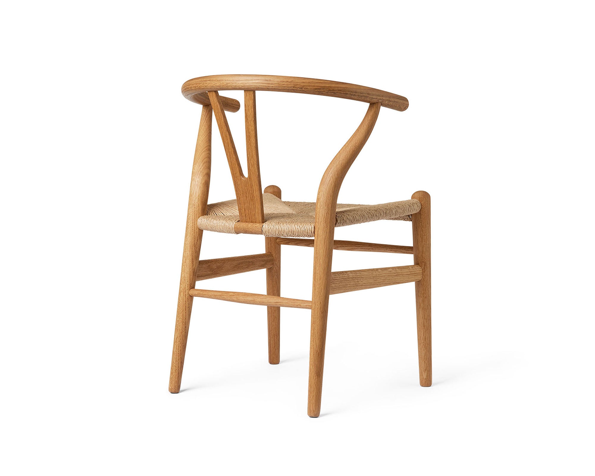 CH24 Children's Wishbone Chair by Carl Hansen & Son | DSHOP CH24 Children's Wishbone Chair by Carl Hansen & Son | DSHOP