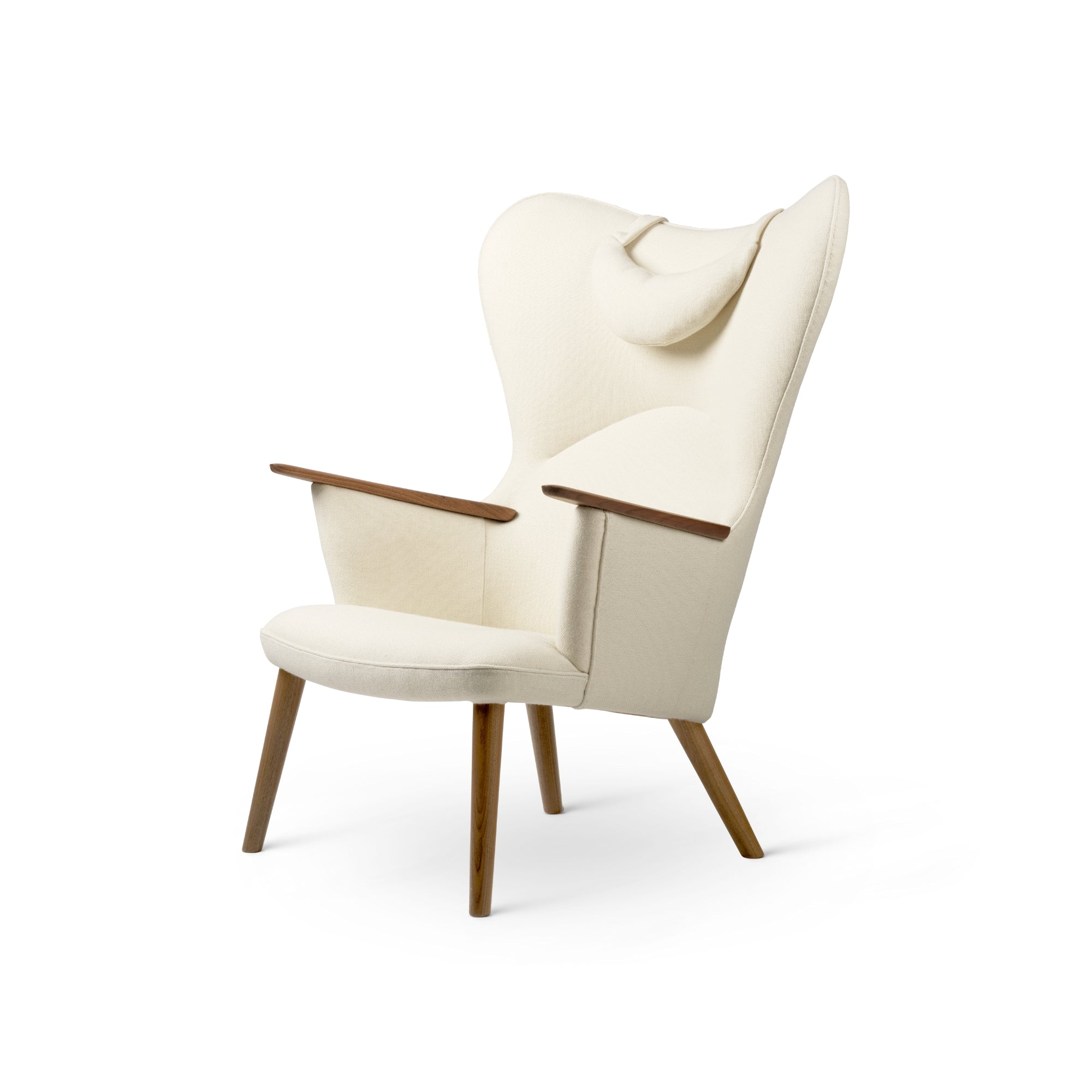 Carl Hansen & Son CH78 Mama Bear Lounge Chair by Hans J Wegner | DSHOP