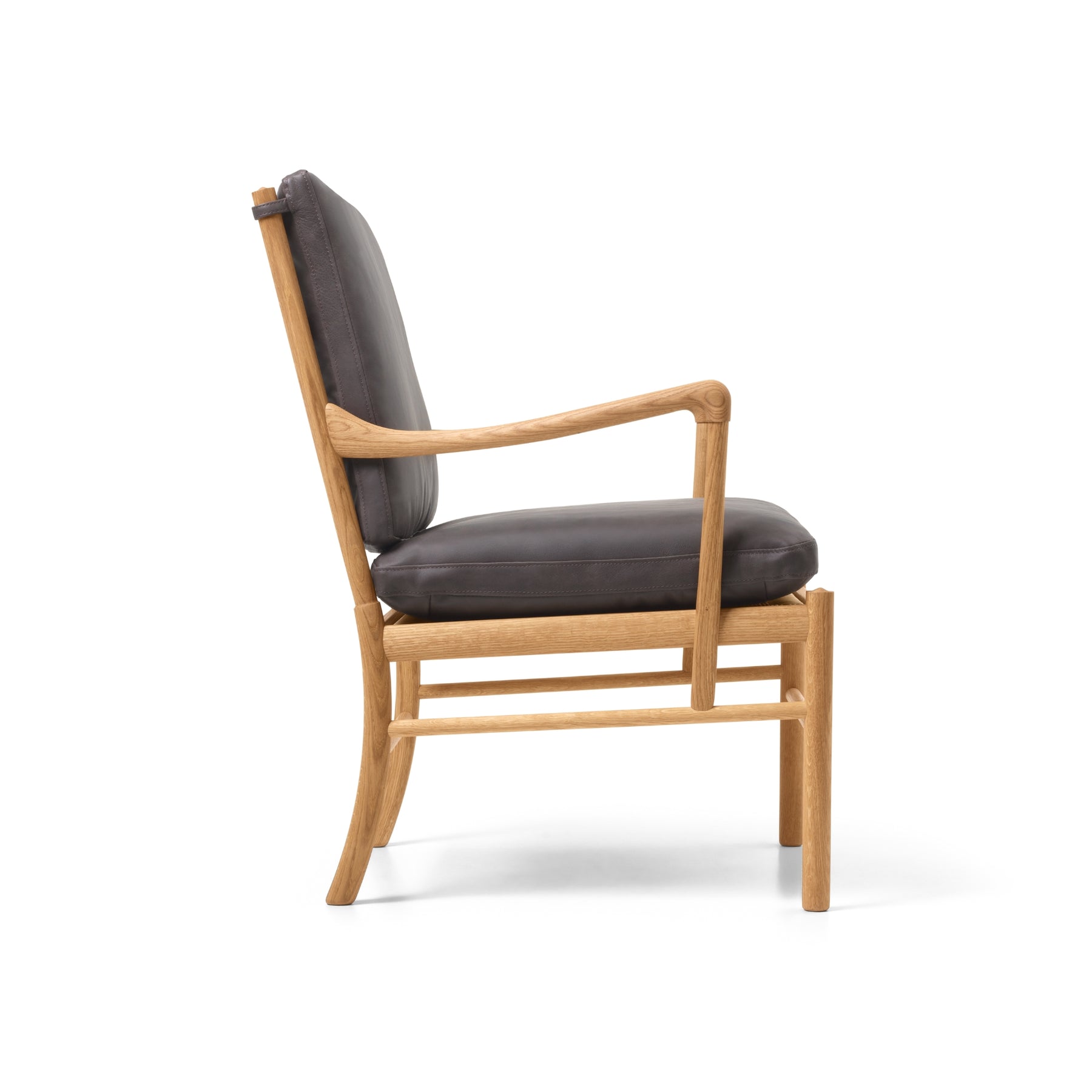 OW149 Colonial Chair