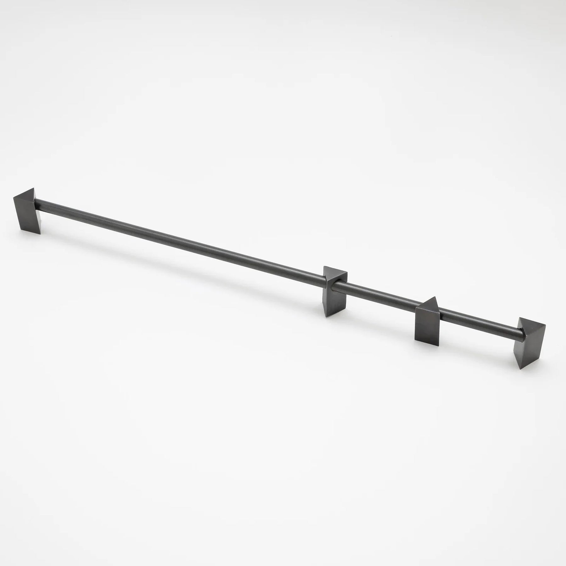 Profile 18 Pull Triangle – Blackened Bronze