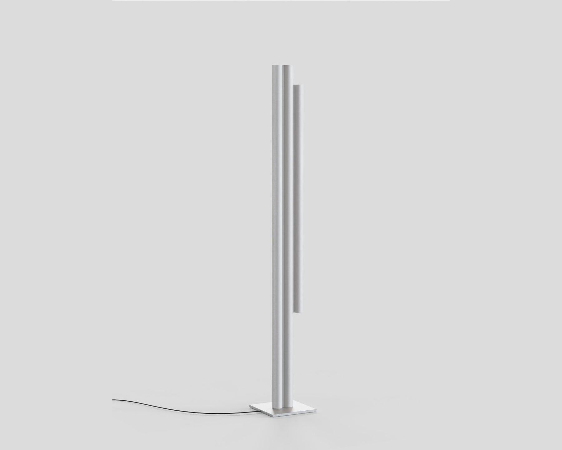 White Minimal Floor Lamp | DSHOP