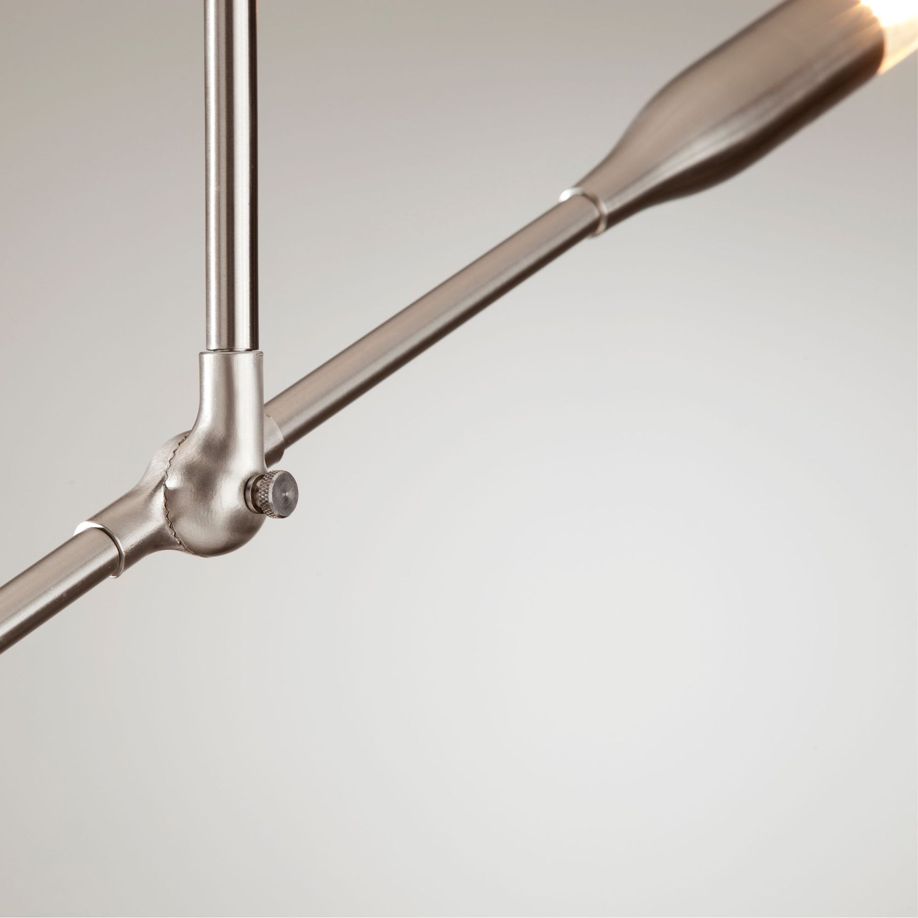 Sorenthia 3-Arm Light