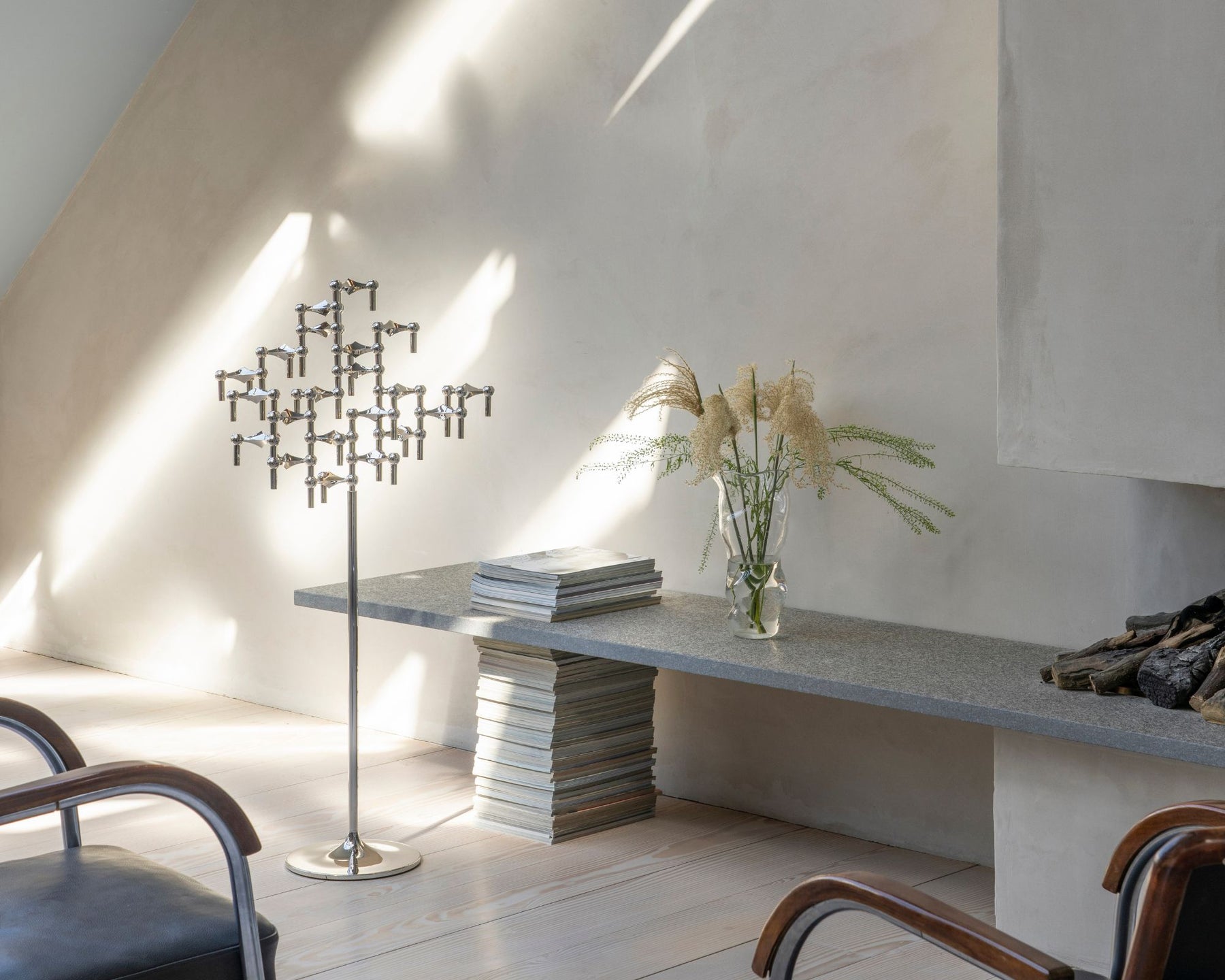 Stoff Nagel Floor Stand - Chrome