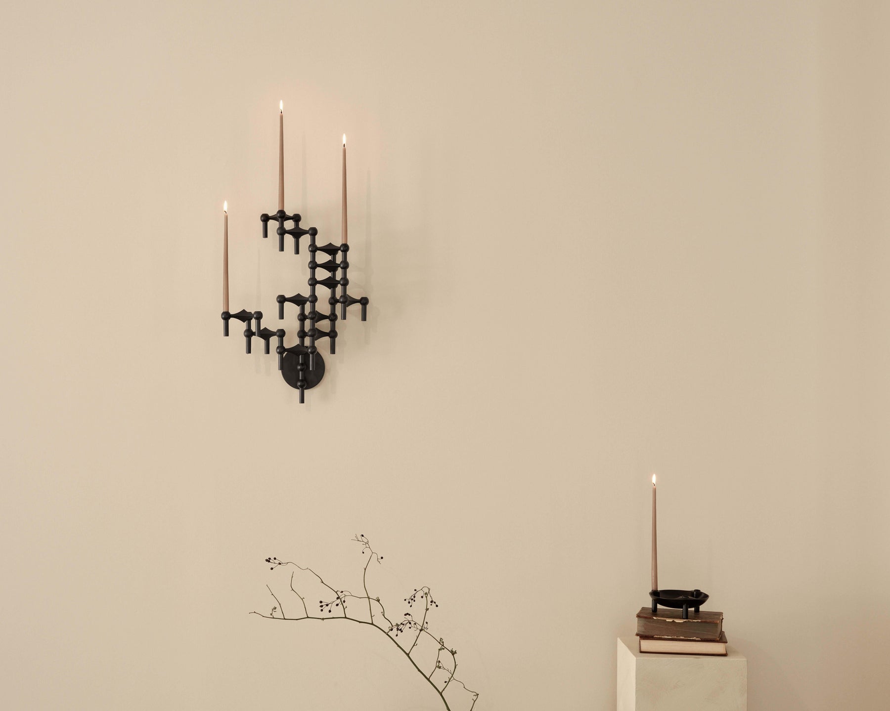 Wall Hanger - Black