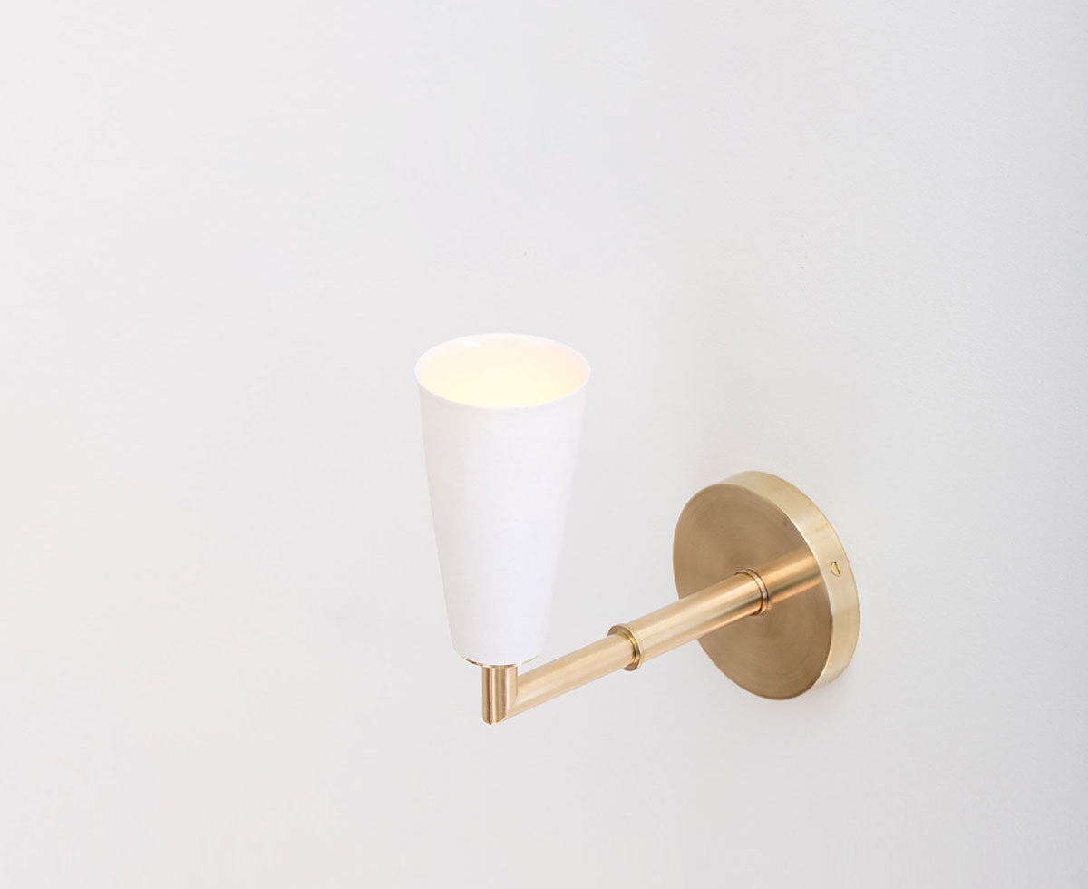 Porcelain Grace Wall Sconce | DSHOP