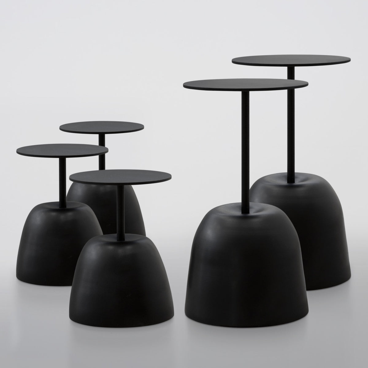 Imperfetto Basalto Table | DSHOP
