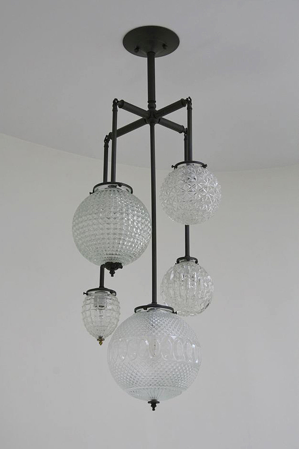 Brilliant Chandelier - 5 Arm in Blackened Brass | DSHOP