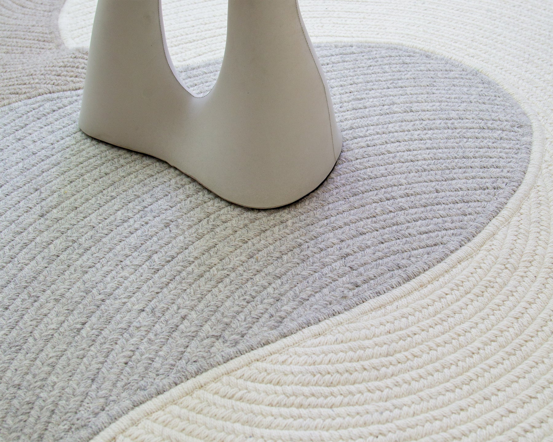 Concrete Side Table | DSHOP