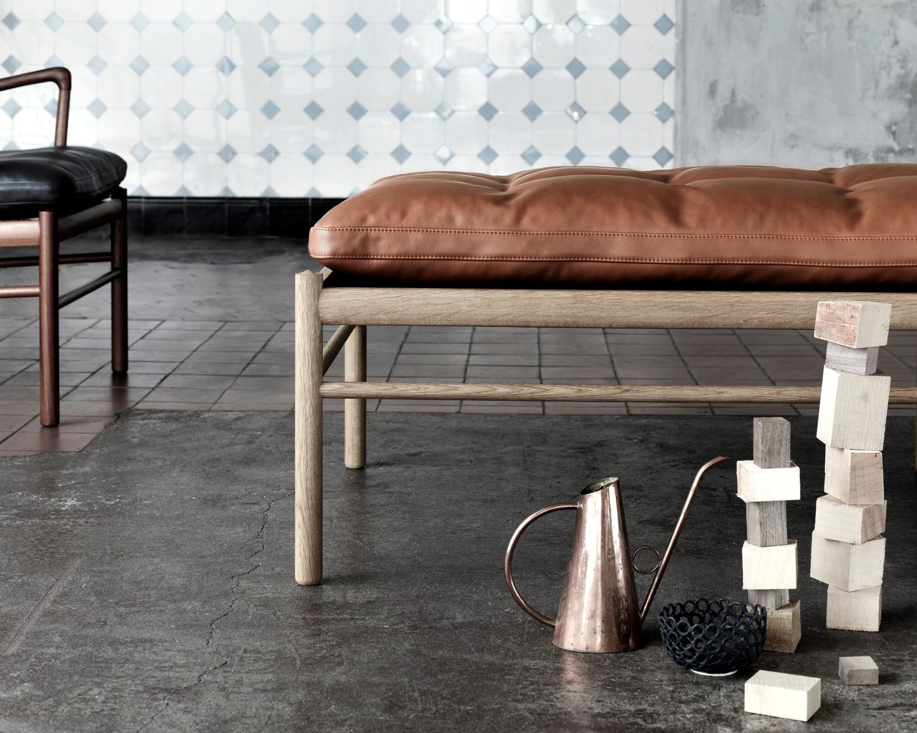 OW150 Daybed