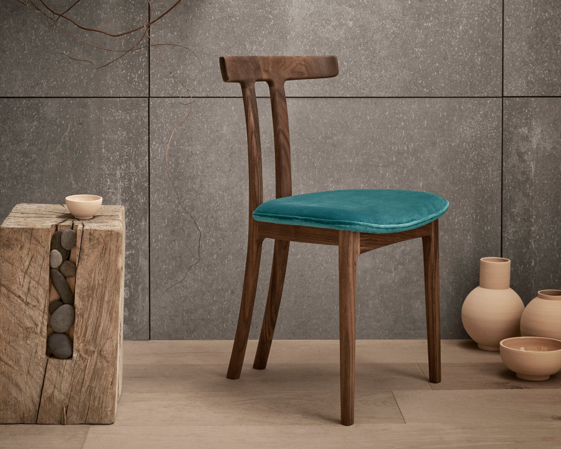 OW58 T-Chair