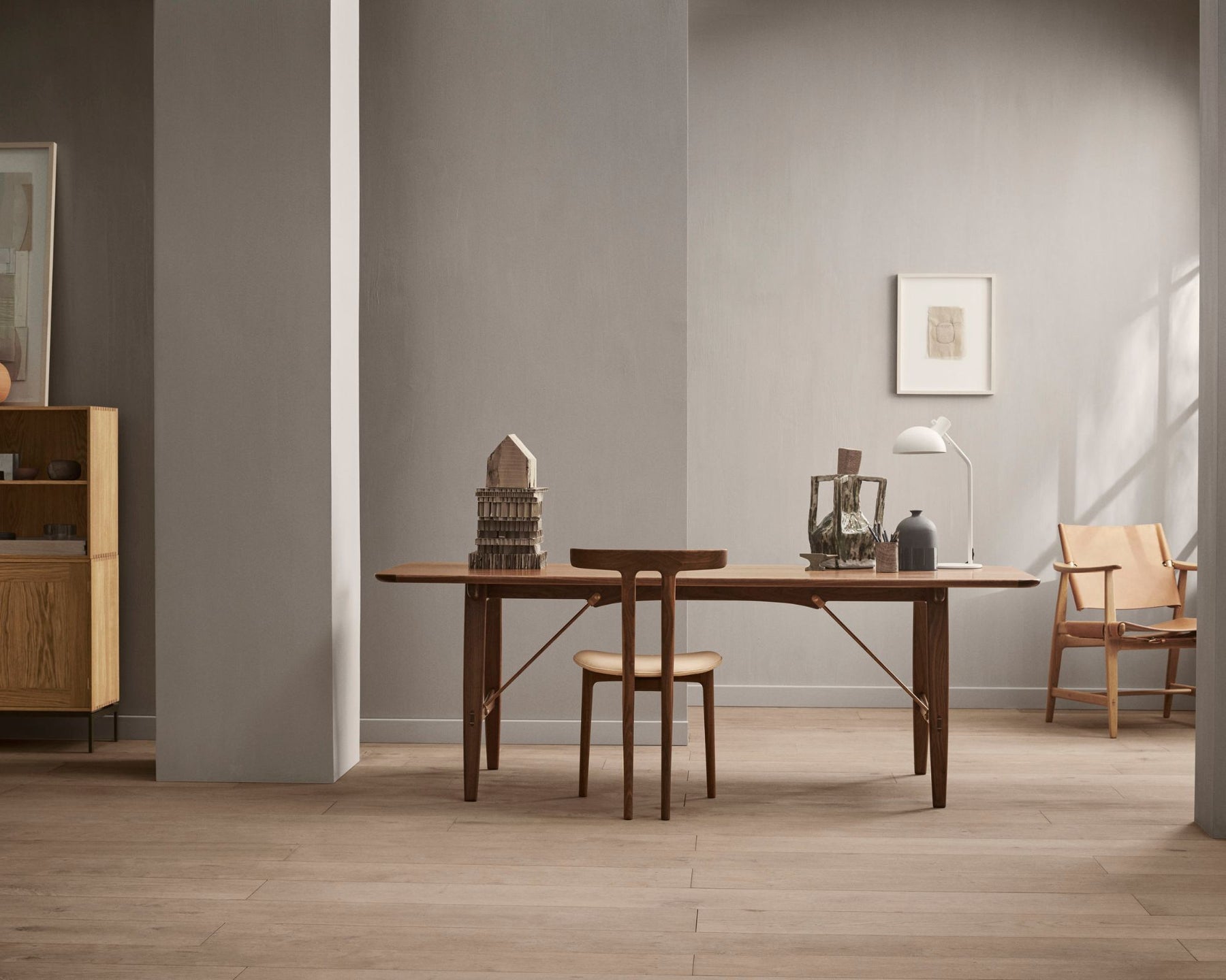 OW58 T-Chair