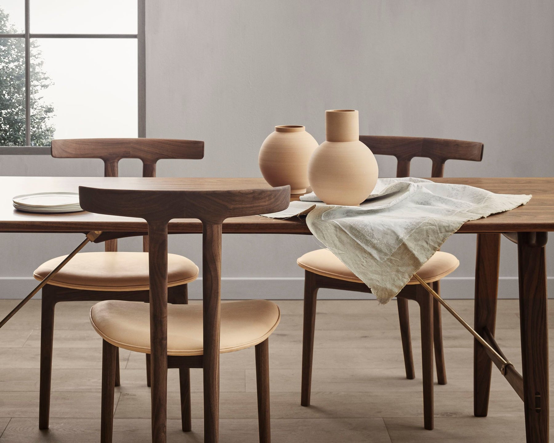 OW58 T-Chair