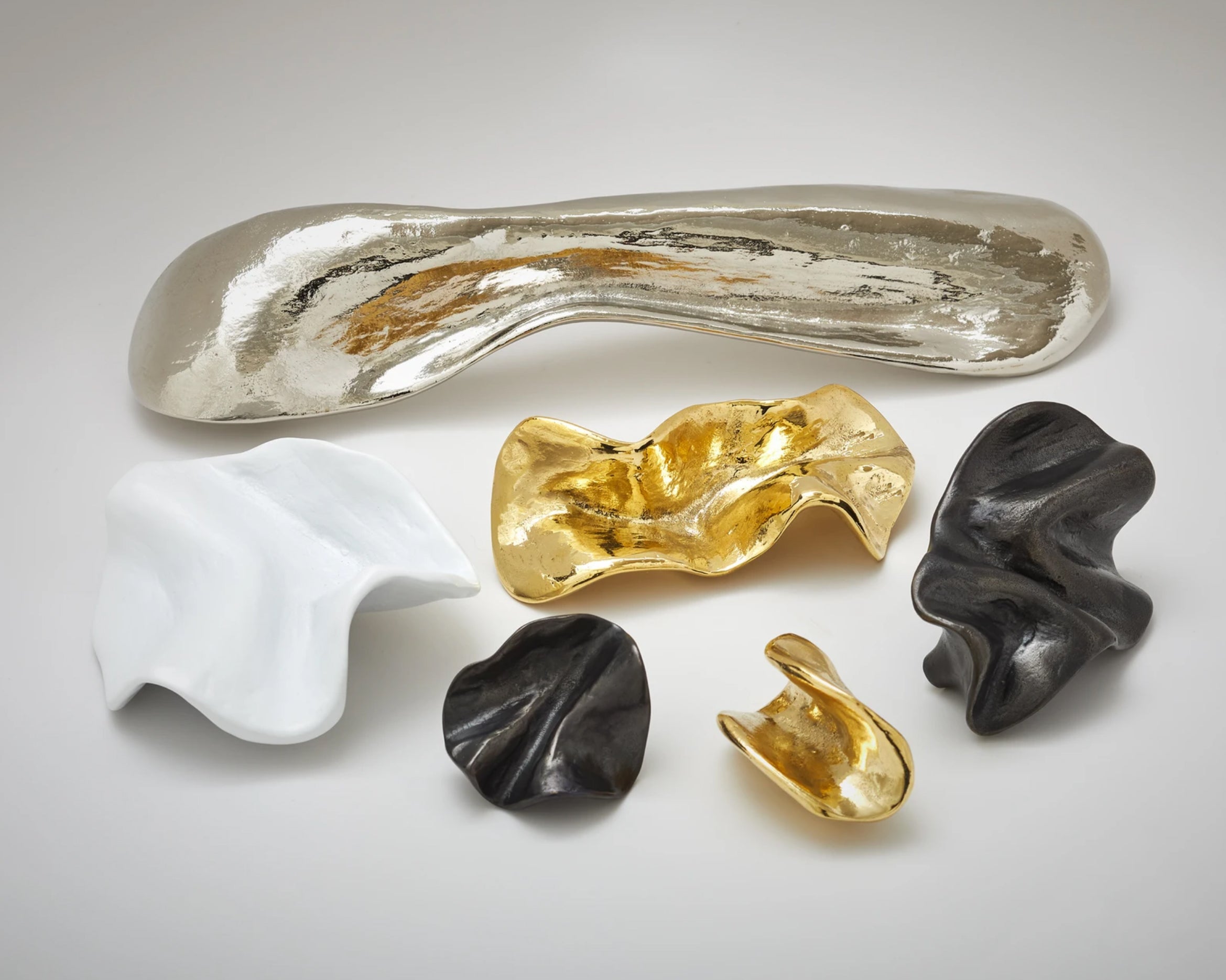 Sculptural Cabinet Hardware | DSHOP