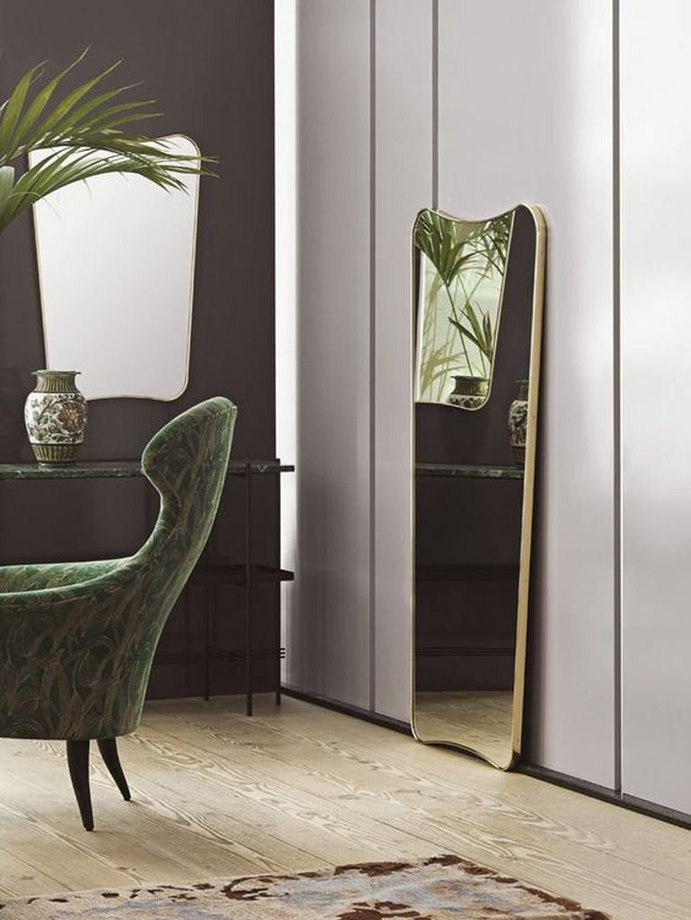 Gubi F.A. 33 Rectangular Wall Mirror - Full Length - Brass