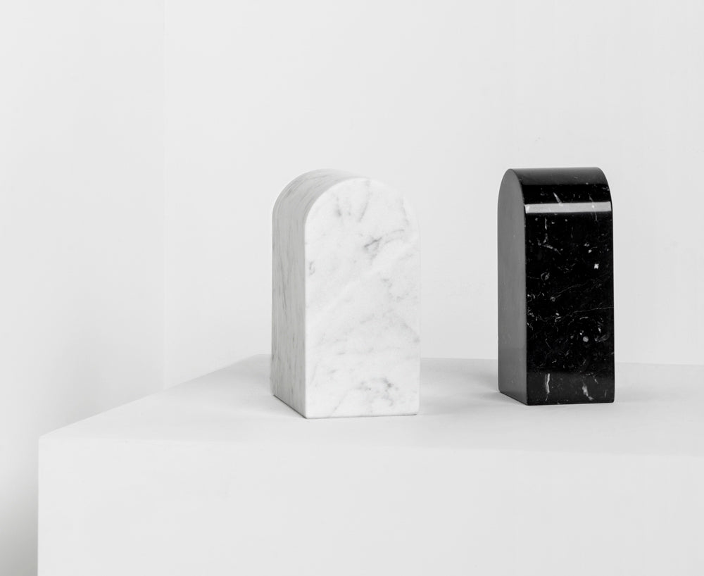 Triumph Bookends in Carrara & Marquina | DSHOP