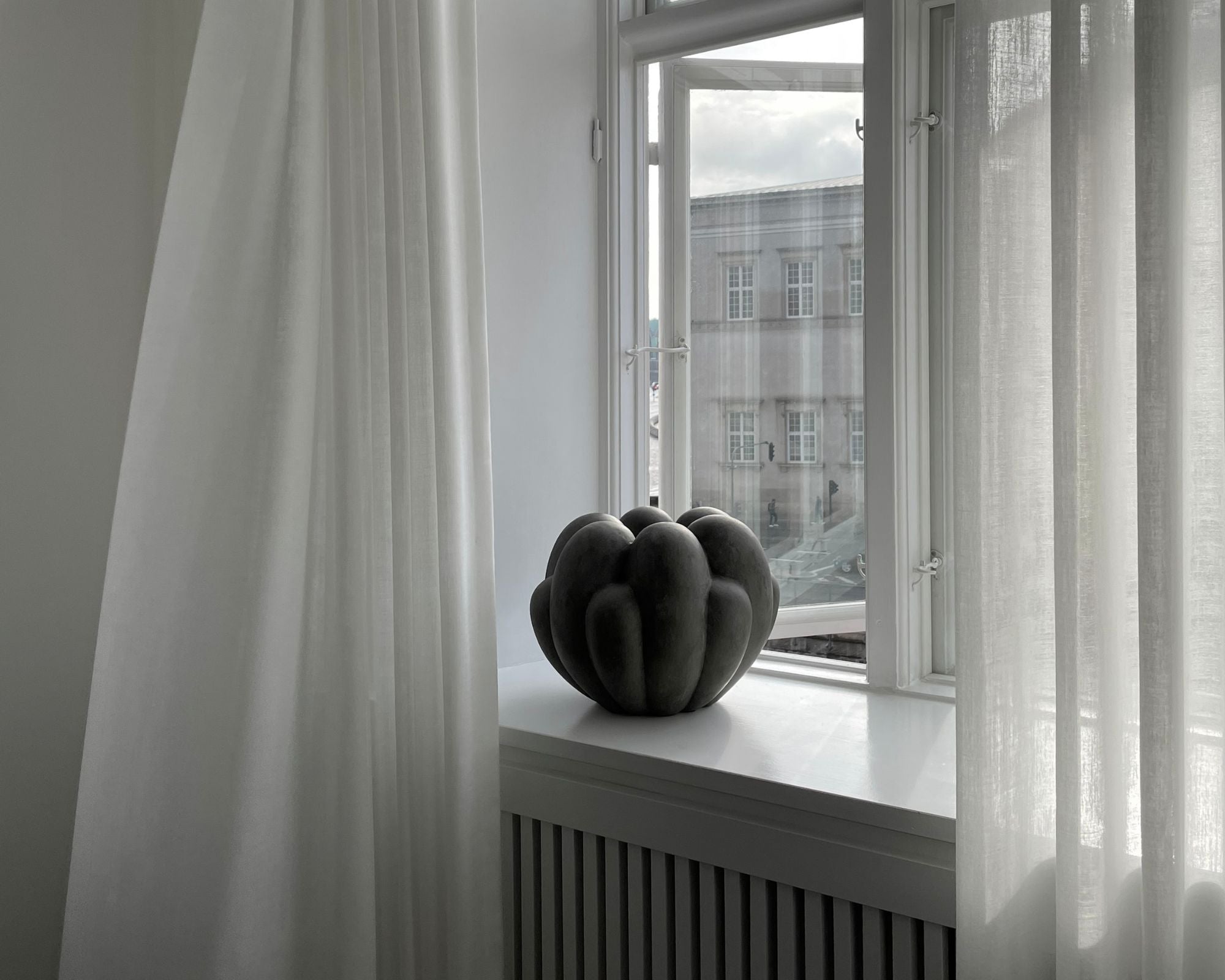 Dark Grey Bloom Vase | DSHOP