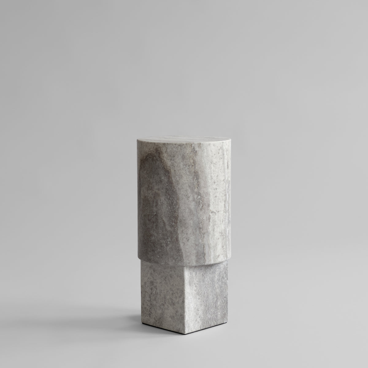 101 Copenhagen Column Table, Silver Travertine – Minimalist Table in Silver