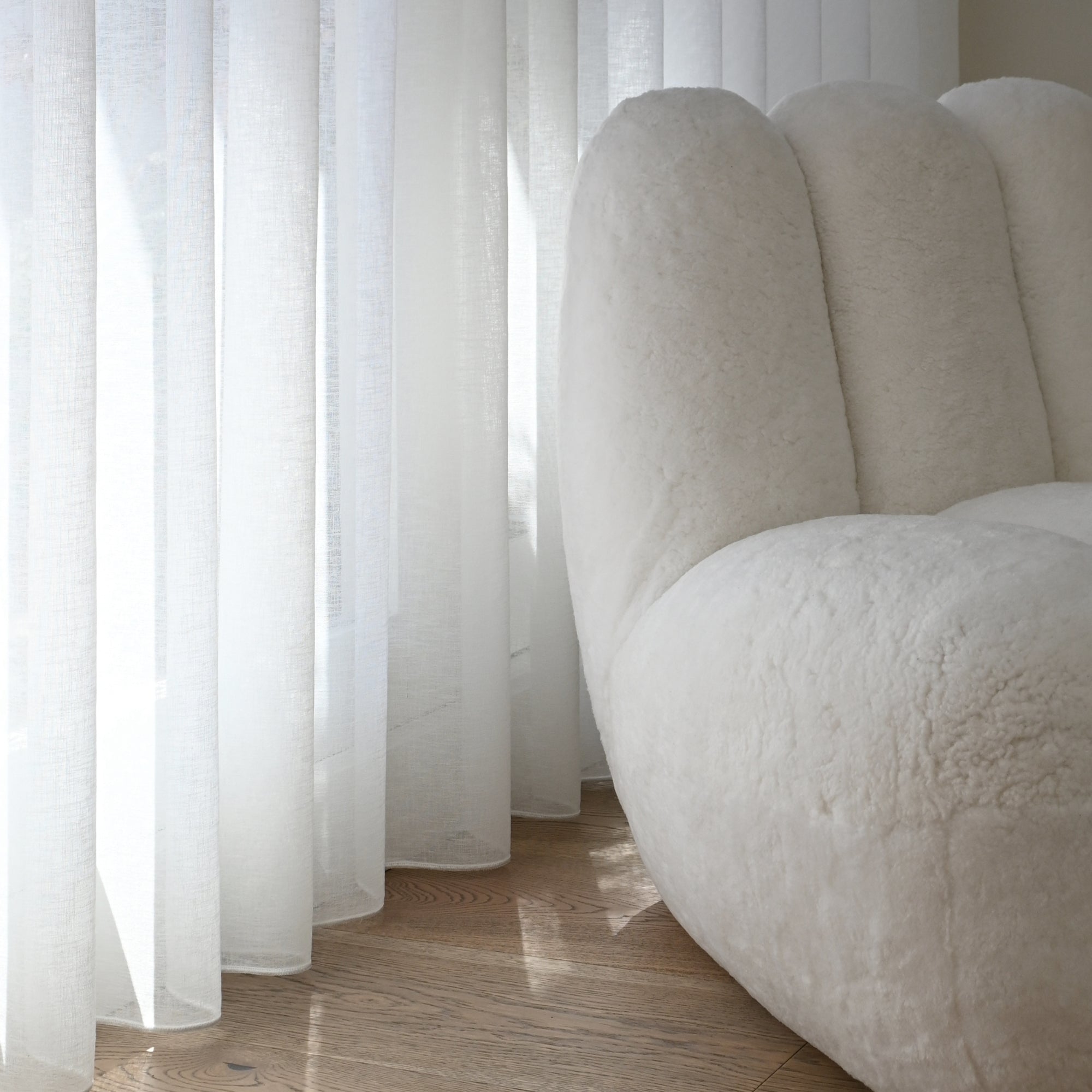 White Sheepsking Chair