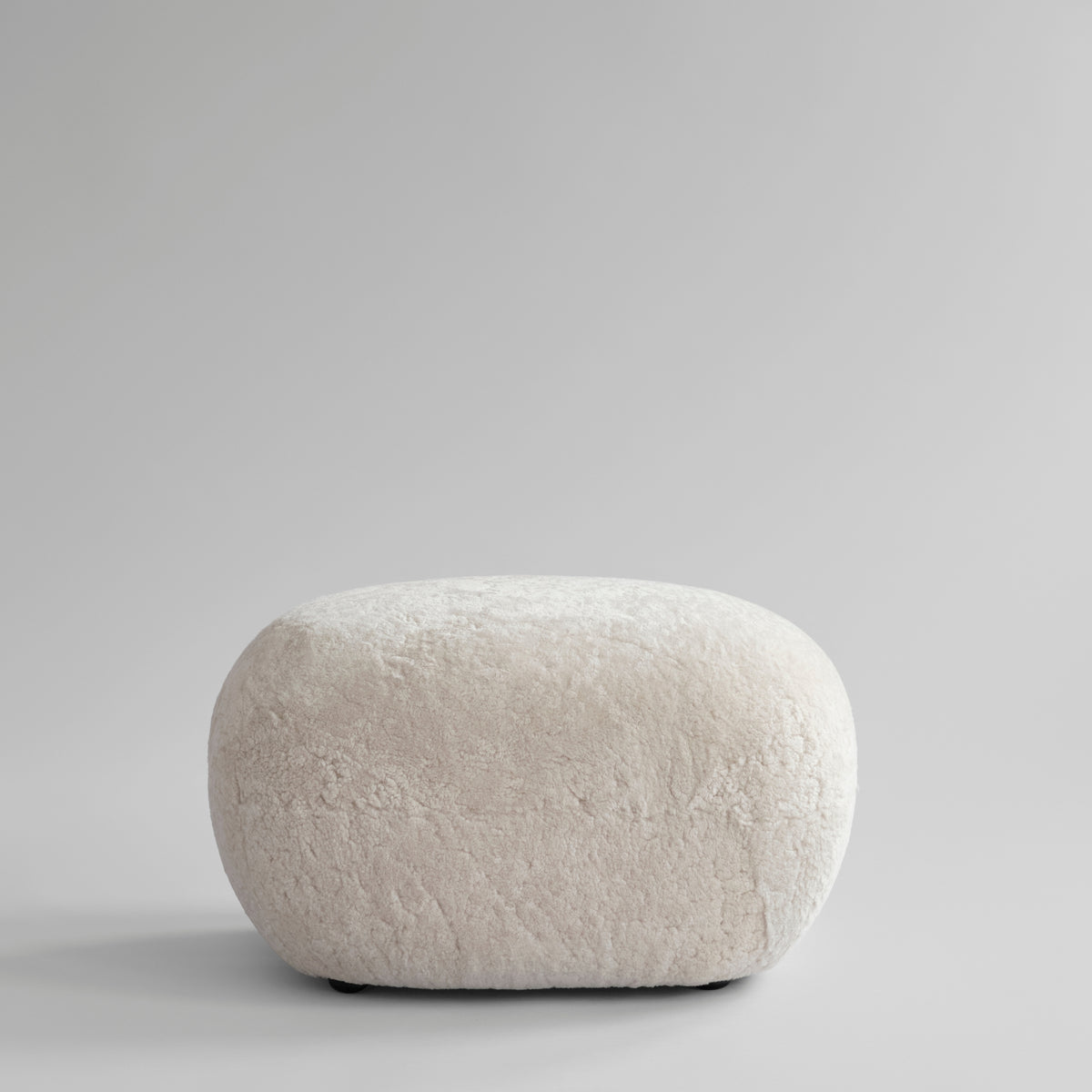 Toe Ottoman, Sheepskin