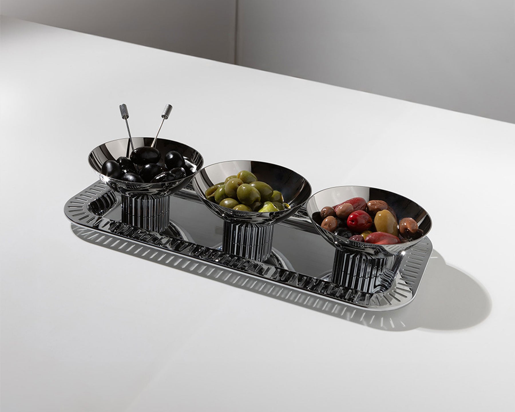 Modern Stainless Steel Serveware | DSHOP