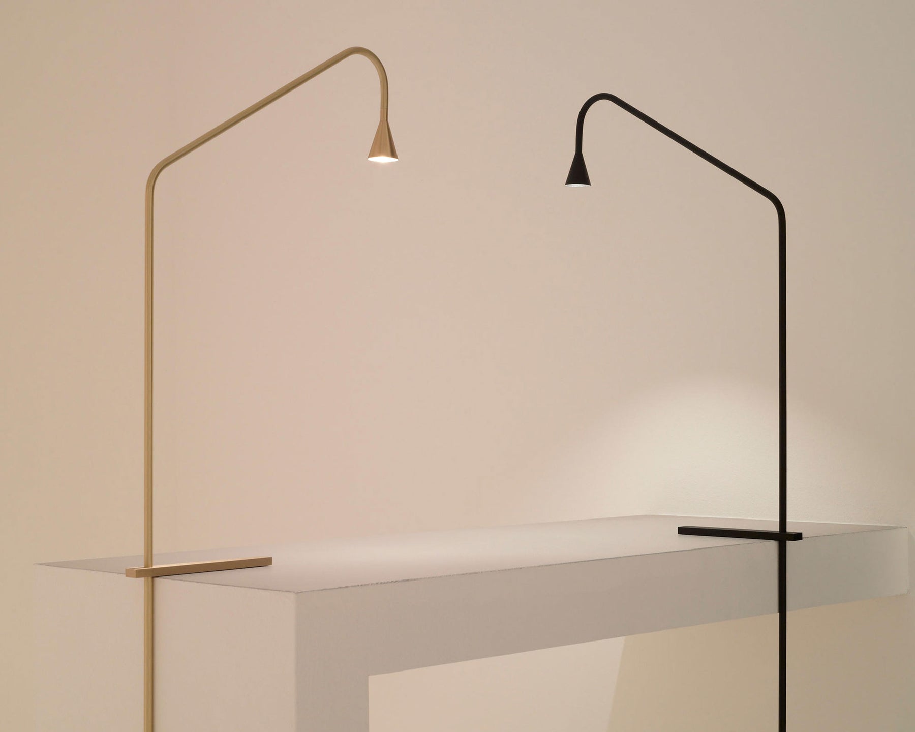 Verstuyft Austere-T Table Lamps | DSHOP