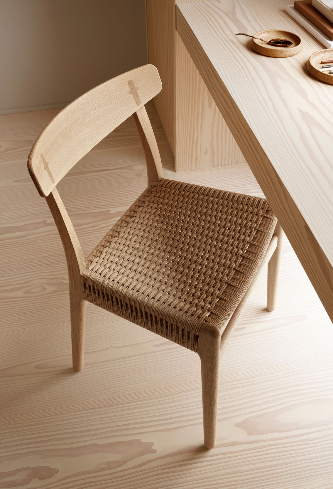 Carl Hansen & Son Furniture | DSHOP