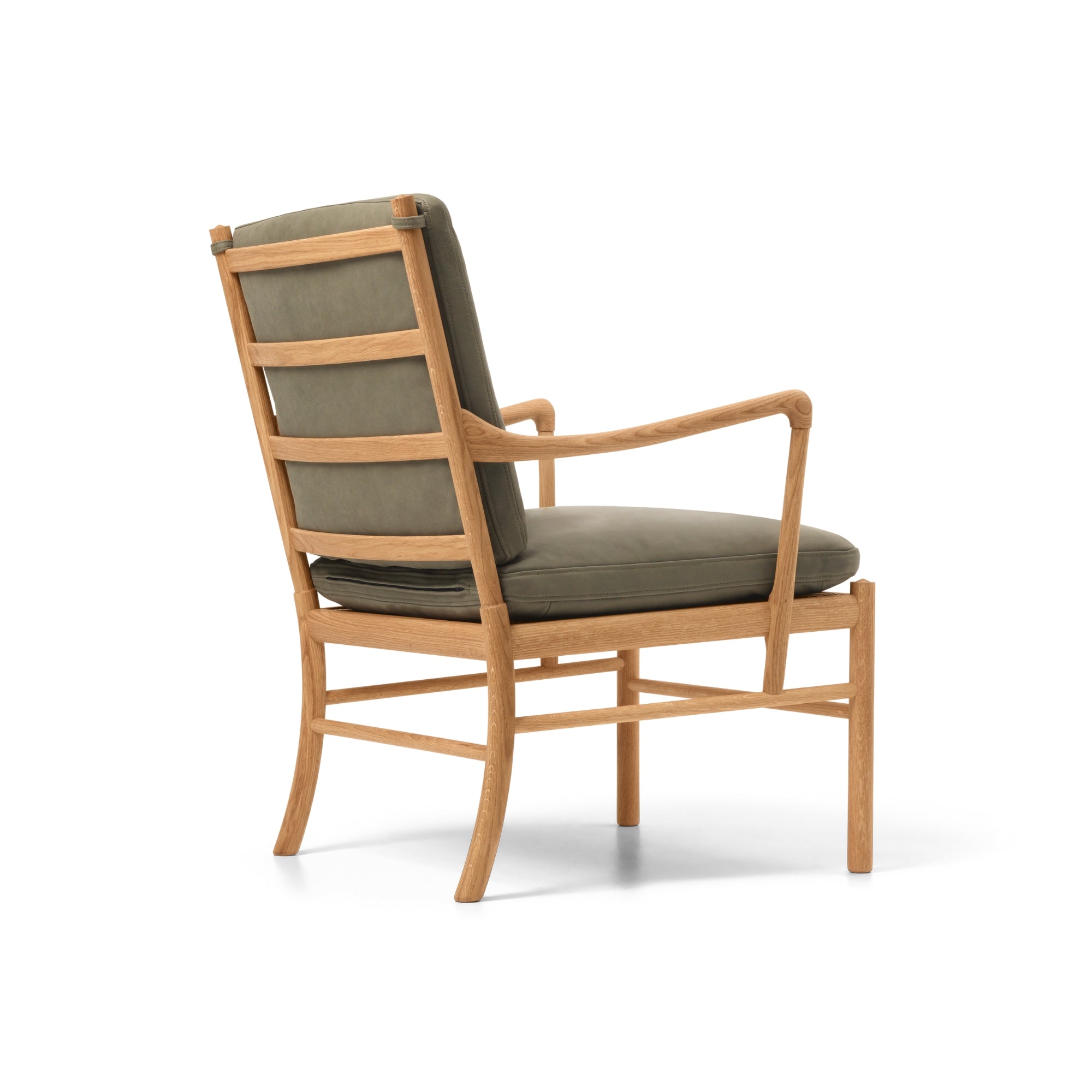 OW149 Colonial Chair