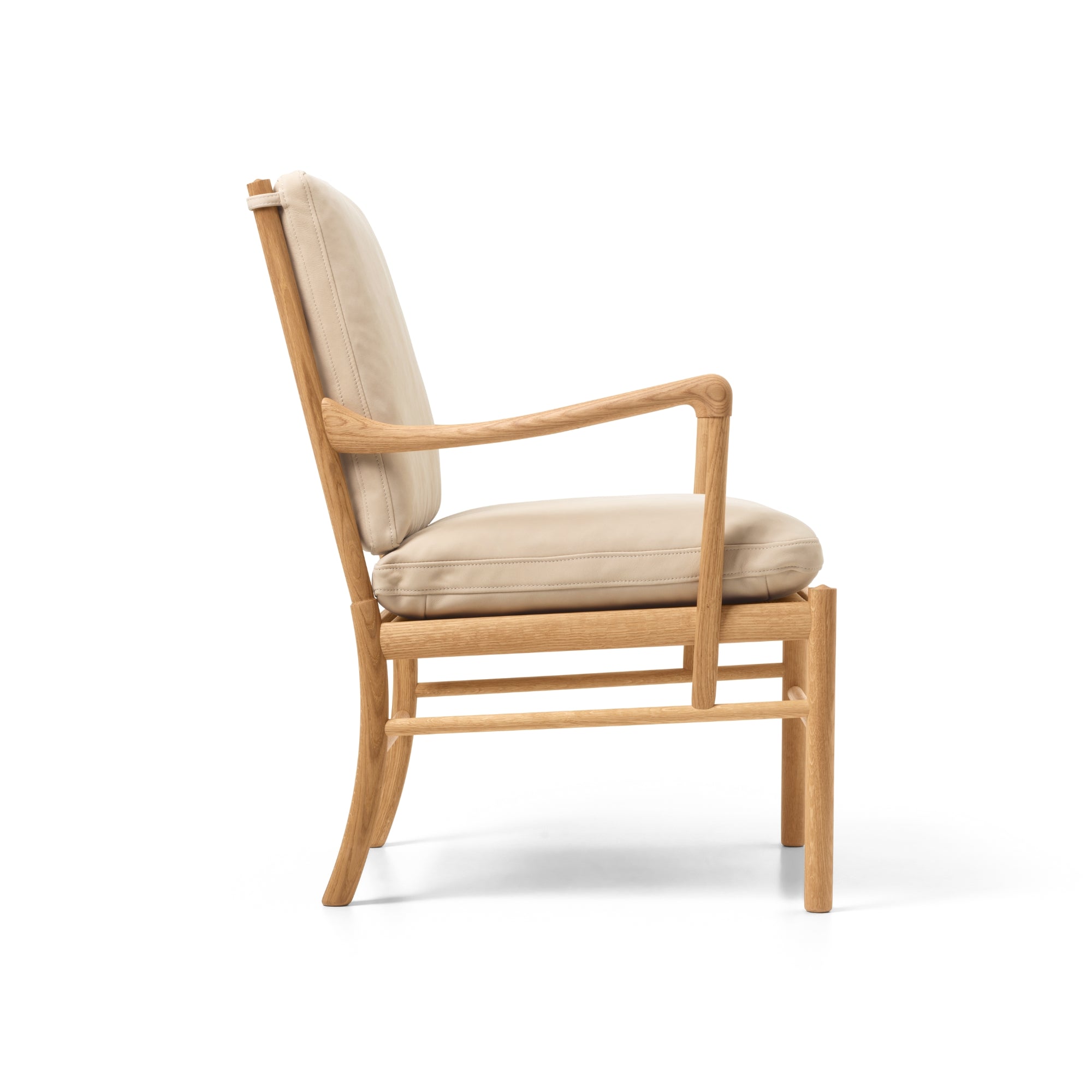 OW149 Colonial Chair