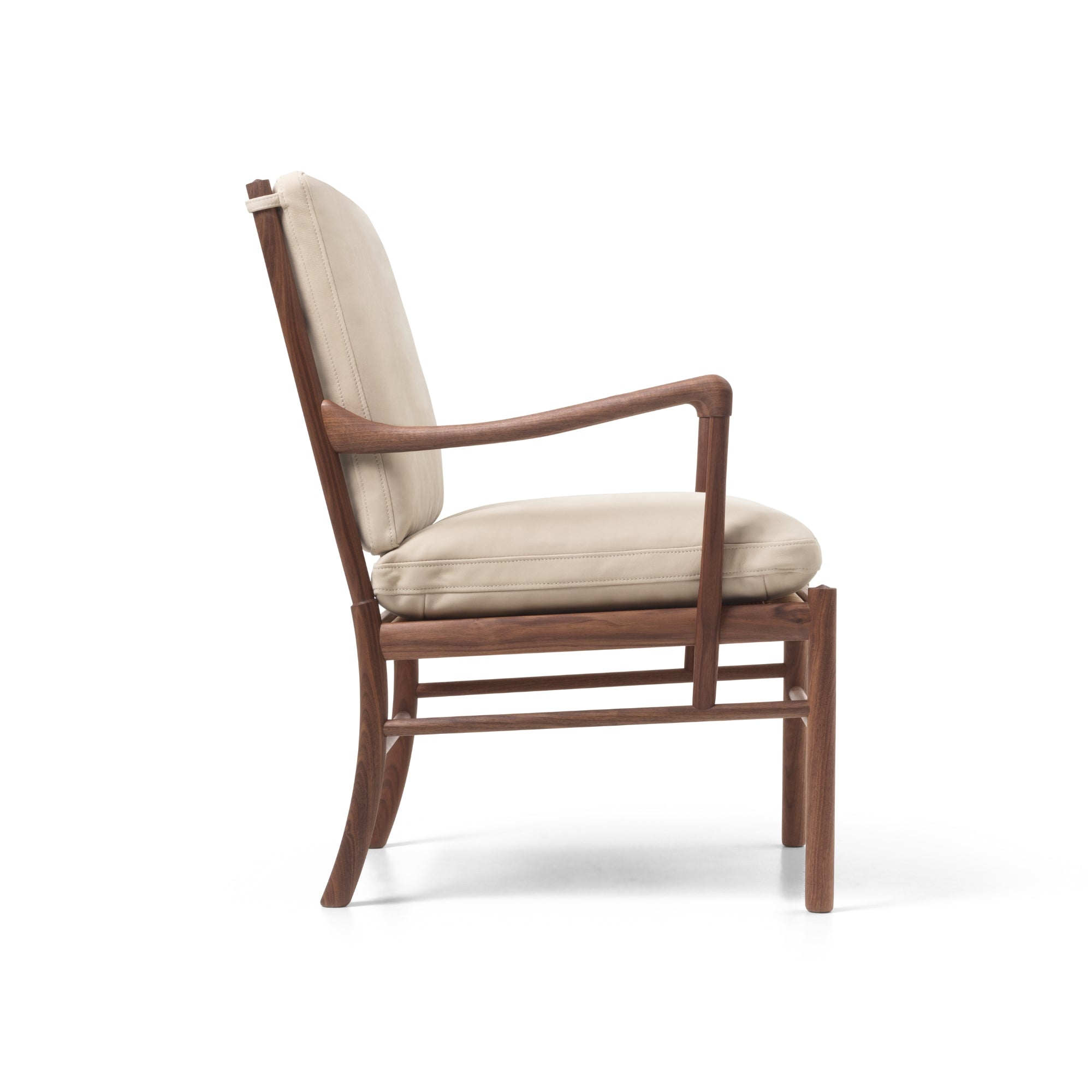 OW149 Colonial Chair
