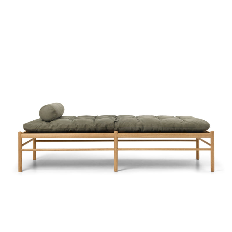 OW150 Daybed