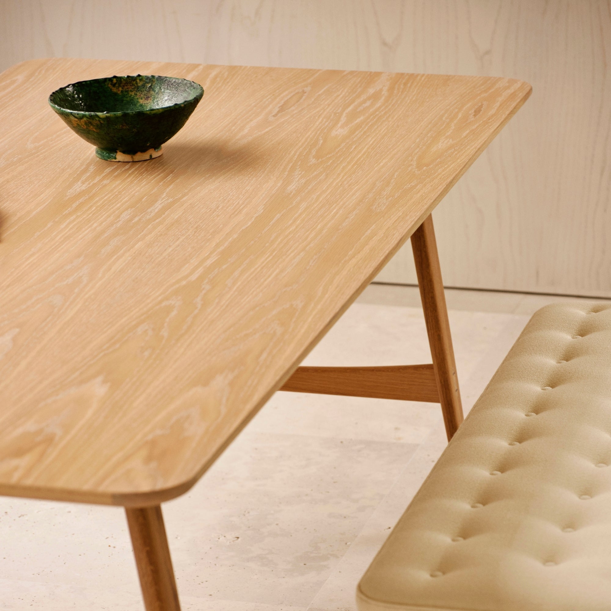 BM1160 Hunting Table, 82.7"x37.4"