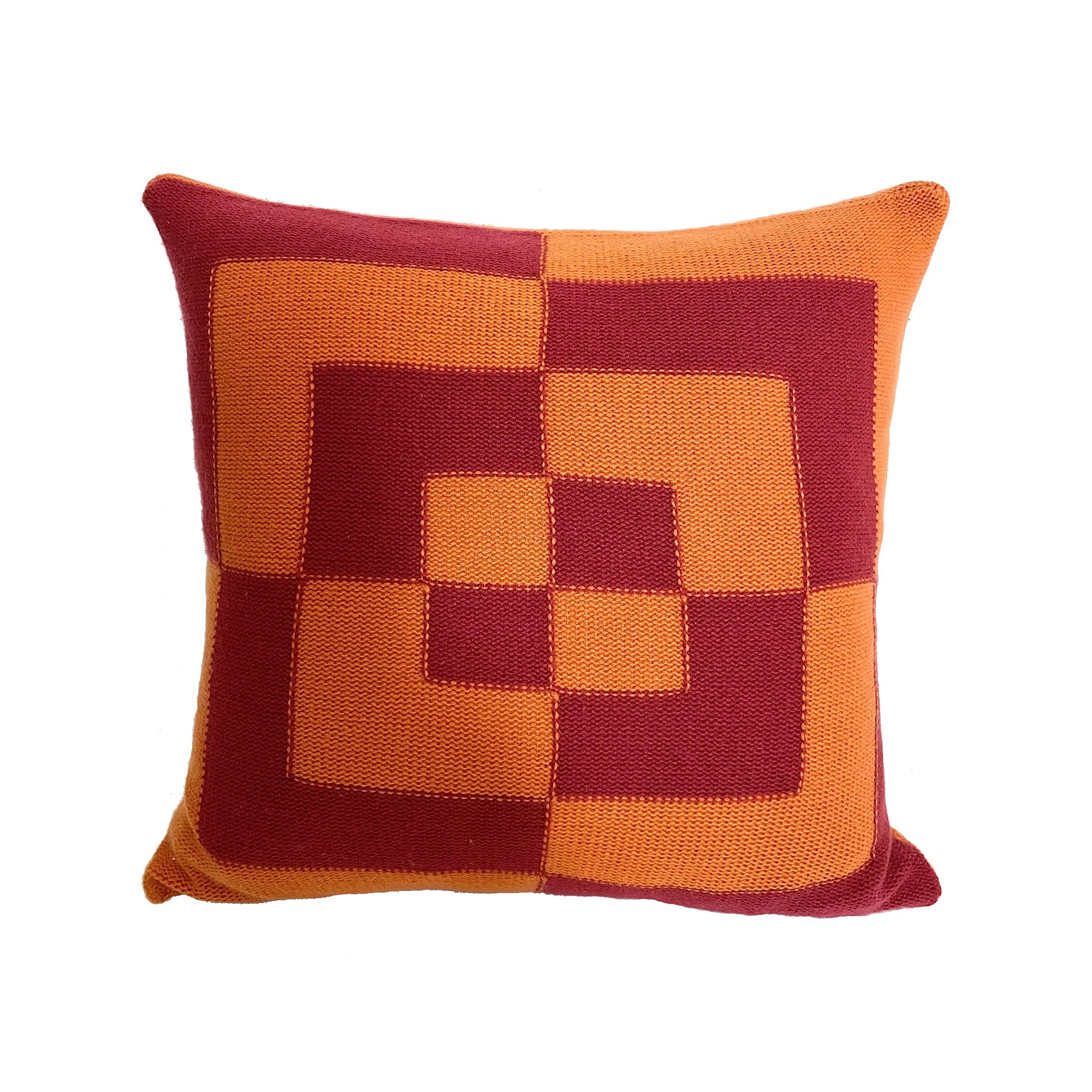 Cashmere pillow with geometric pattern in orange and red 