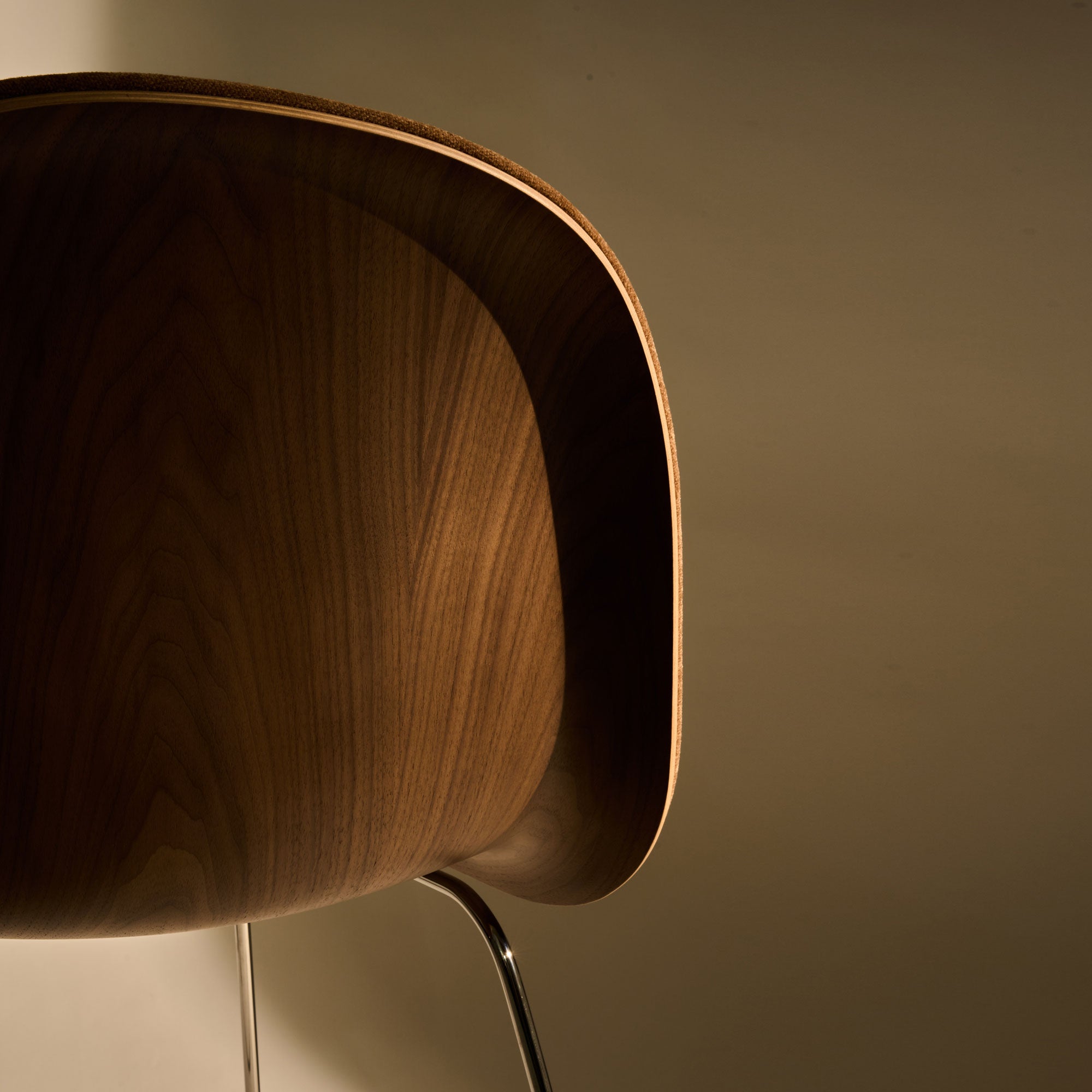 Gubi 3D Dining Chair - Front Upholstered, Wood Shell