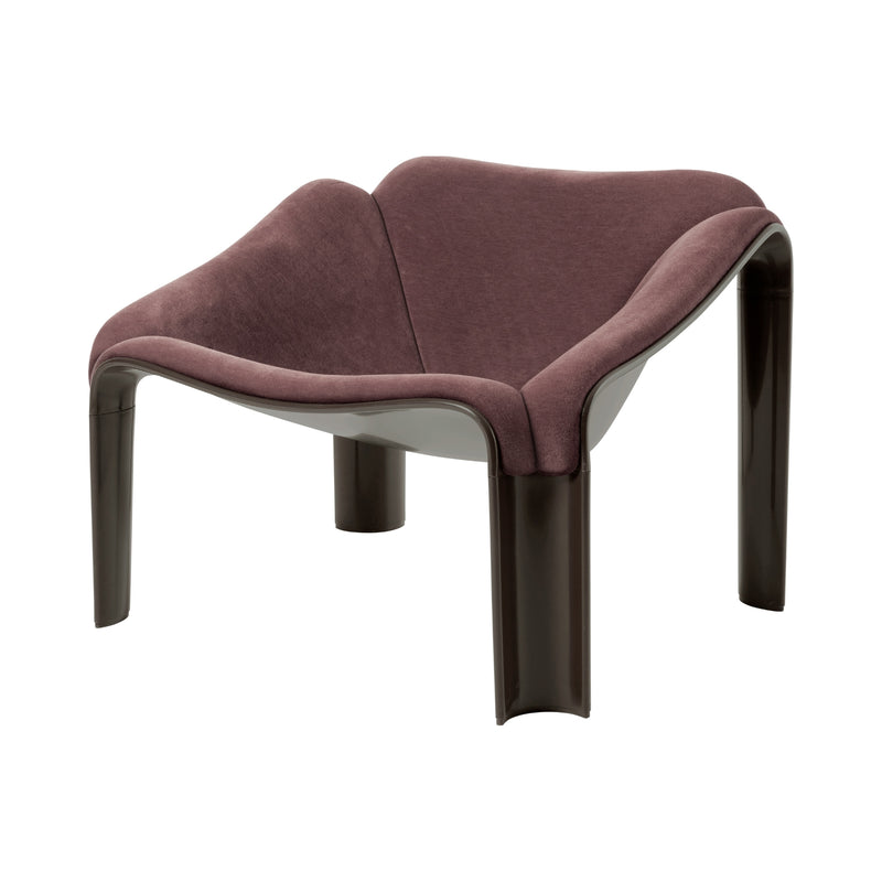 Gubi F300 Lounge Chair – 1960s Lounge Chair in Burgundy