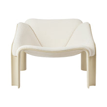 Gubi F300 Lounge Chair – Indoor Lounge Chair in White