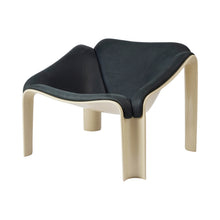 Gubi F300 Lounge Chair – 1960s Lounge Chair in Black Leather