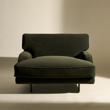 Flaneur Lounge Chair