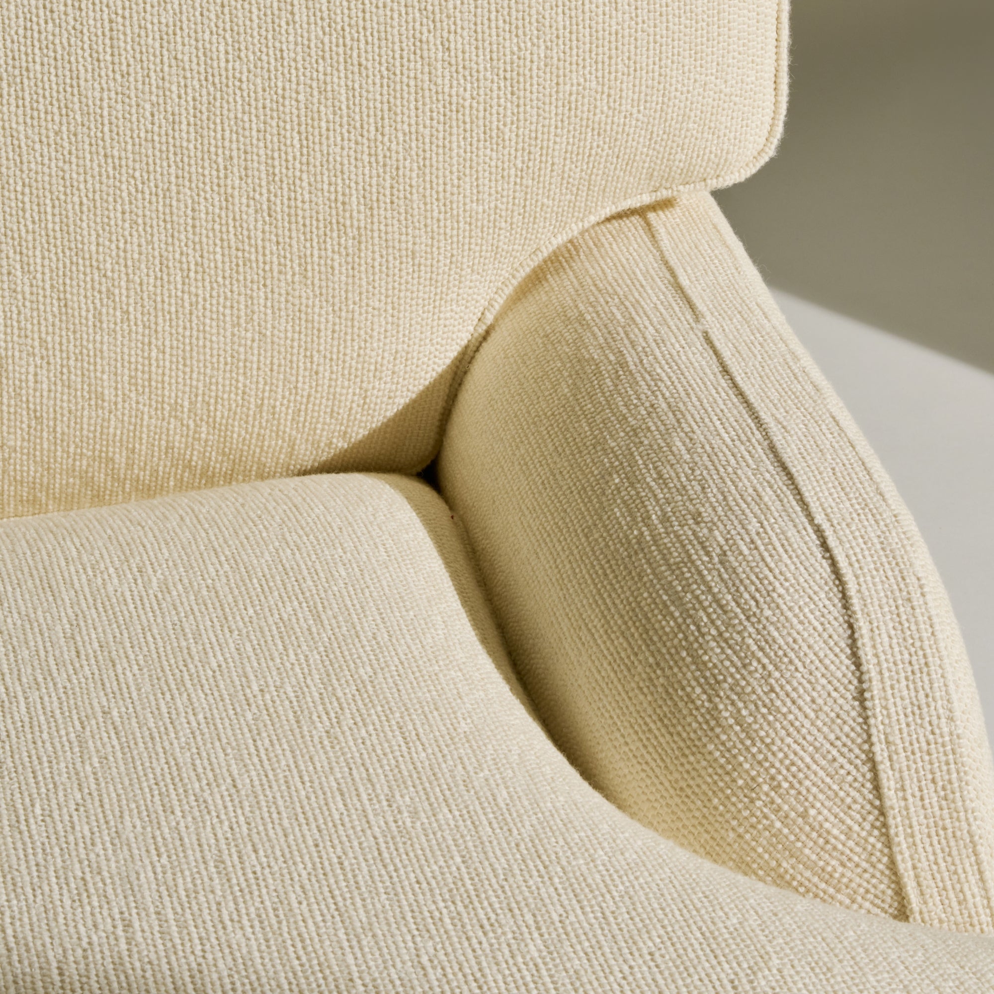 Flaneur Sofa - 3 Seater w/ Armrest