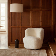 Gubi Gravity Floor Lamp – Black Floor Lamp