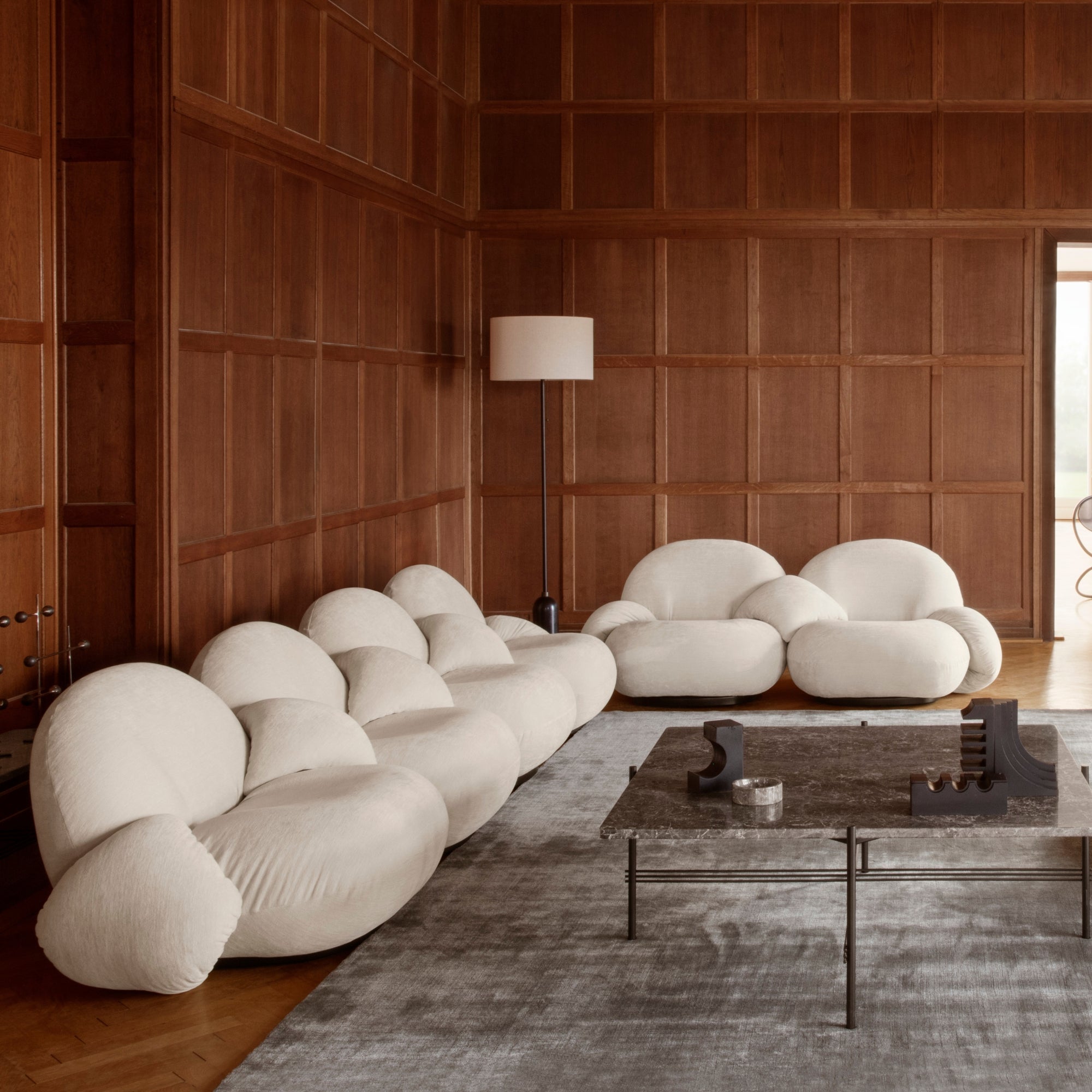 Gubi Gravity Floor Lamp – Luxury Floor Lamp