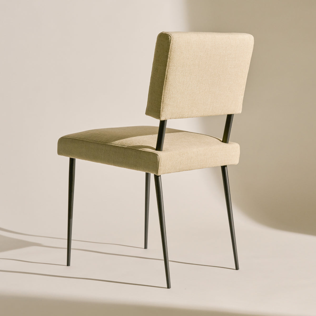 Gubi M-Chair Dining Chair – Marcel Gascoin Seating
