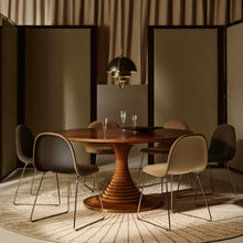 Gubi Multi-Lite Pendant, Brass / Black – 1970s Pendant in Black and Brass