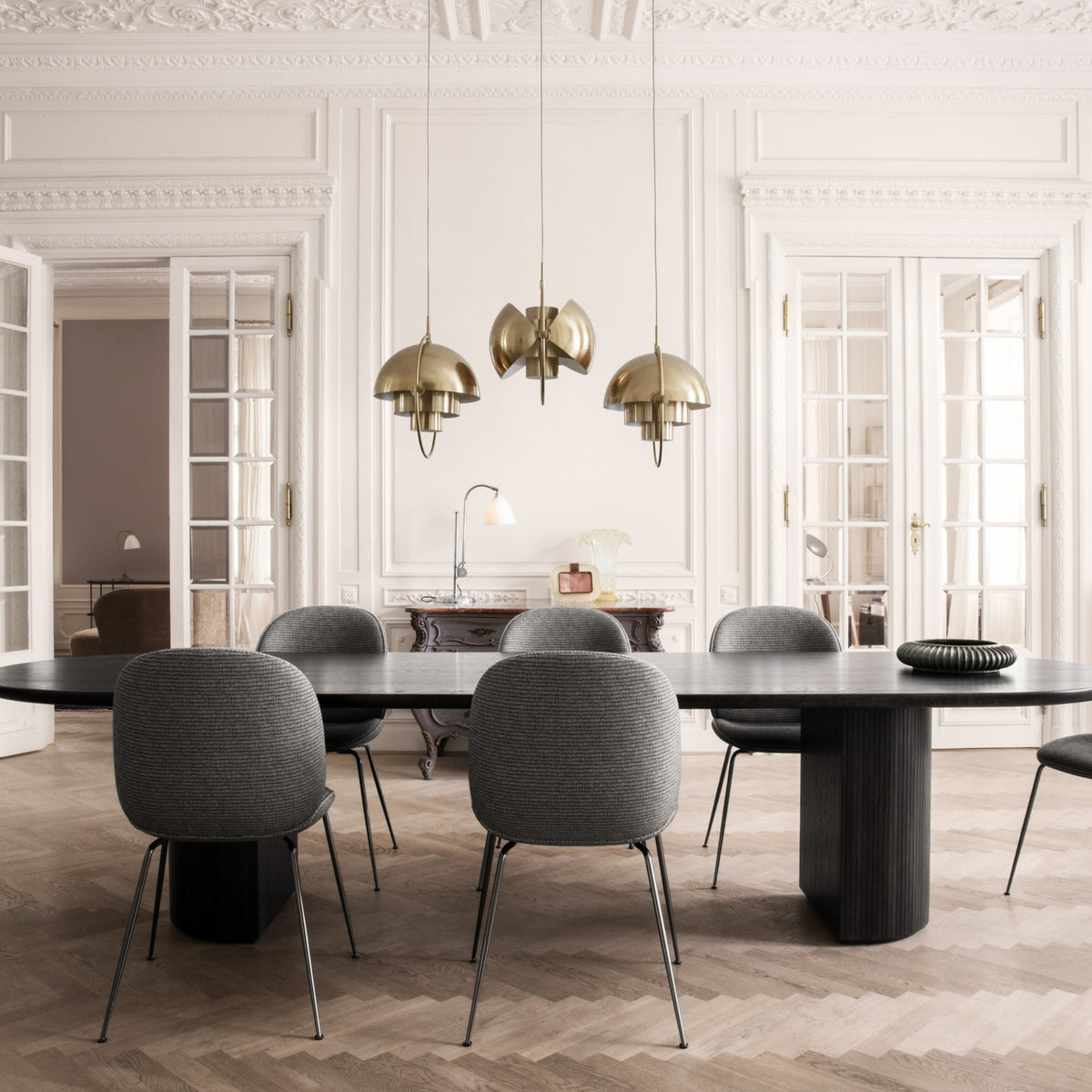 Gubi Multi-Lite Pendant – Luxury Light in Brass