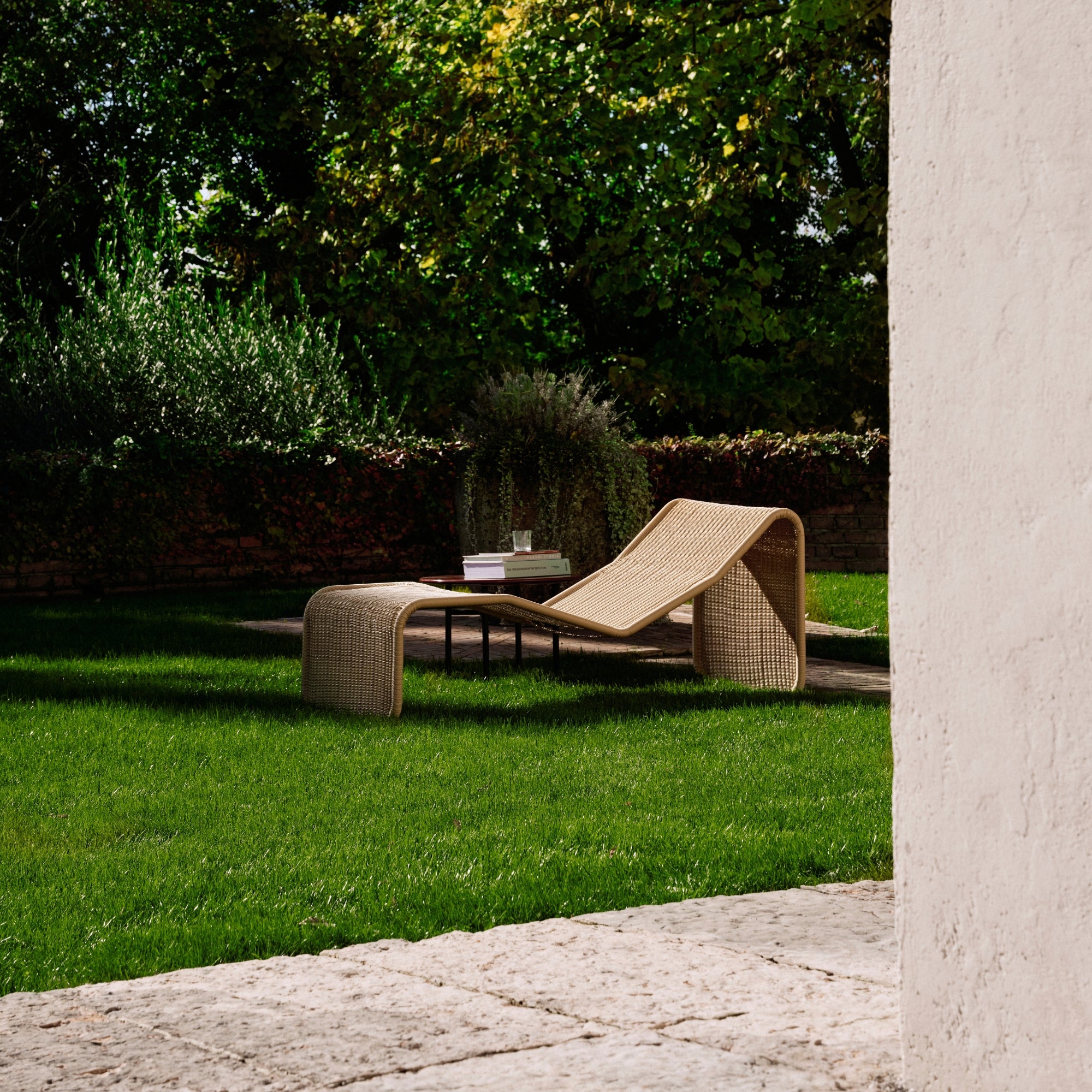 Minimal Outdoor Furniture - DSHOP