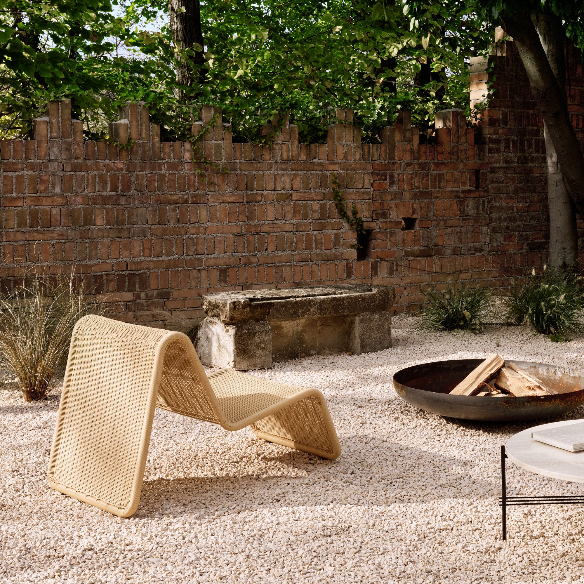 Minimalist Outdoor Furniture - DSHOP