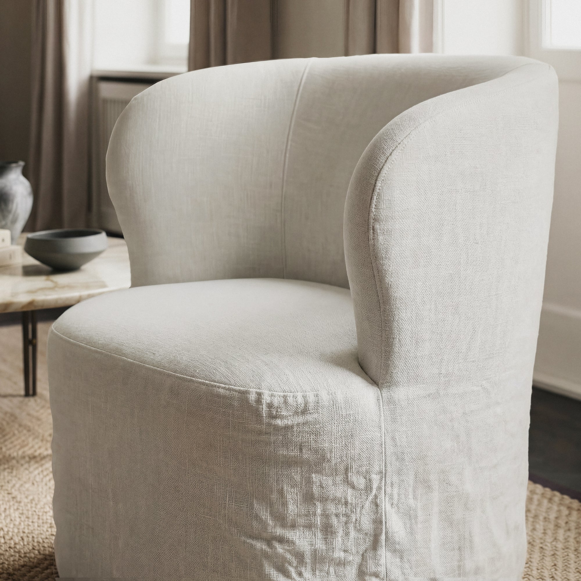 Gubi Stay Lounge Chair Slipcover – Cream Linen Slipcover